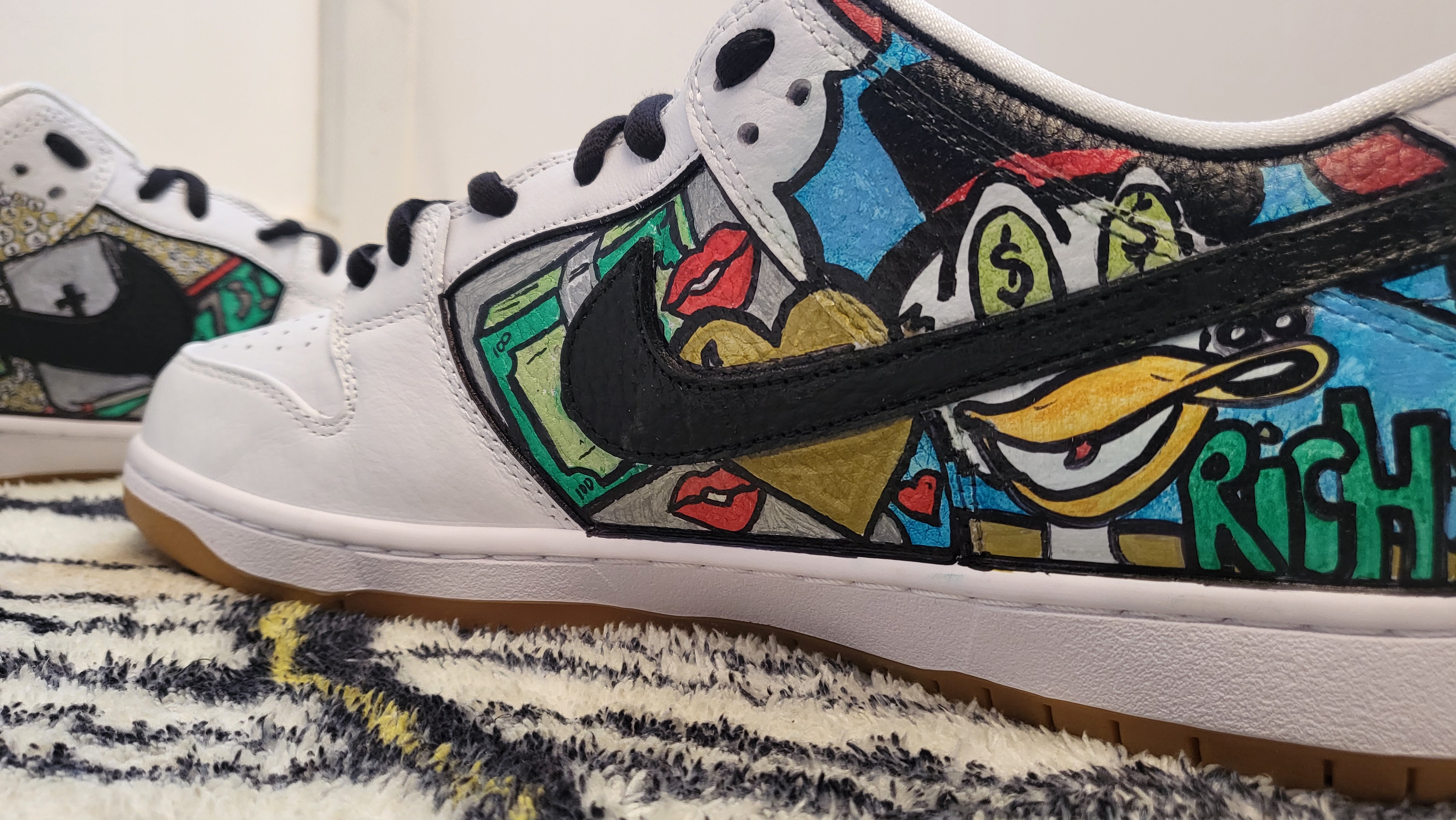 Genesis sneaker - wearable storytelling